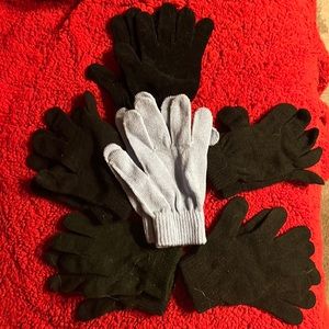 6 pair stretch gloves. Price is for all 6.